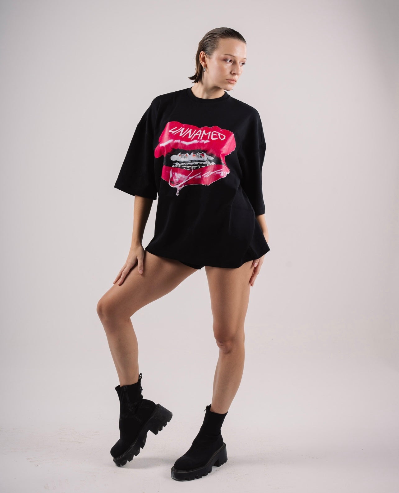 Pink tee